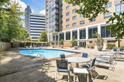 2B1B Modern Downtown Atl Condo W 1 Free Parking Lm1007 Atlanta Eksteriør bilde