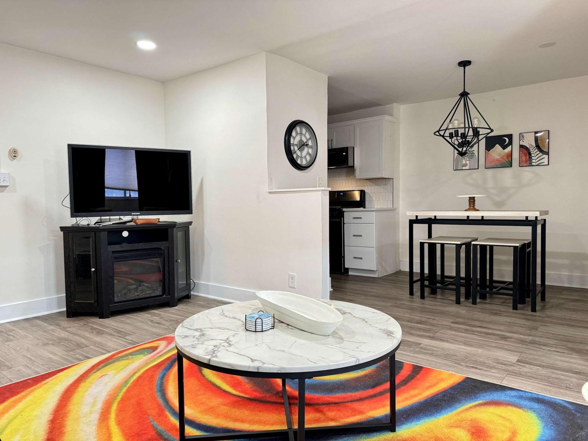 2B1B Modern Downtown Atl Condo W 1 Free Parking Lm1007 Atlanta Eksteriør bilde